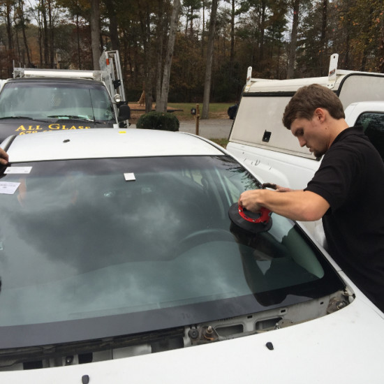 car-windshield-installation-peachtree-city